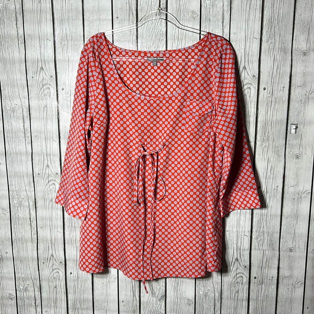 Gap maternity polka dot top size Large